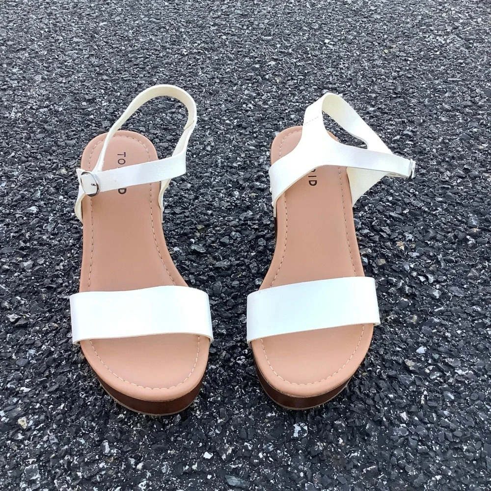 Torrid White Double Strap Wood Block Heel Platform Sandals Womens 8W 12712491
